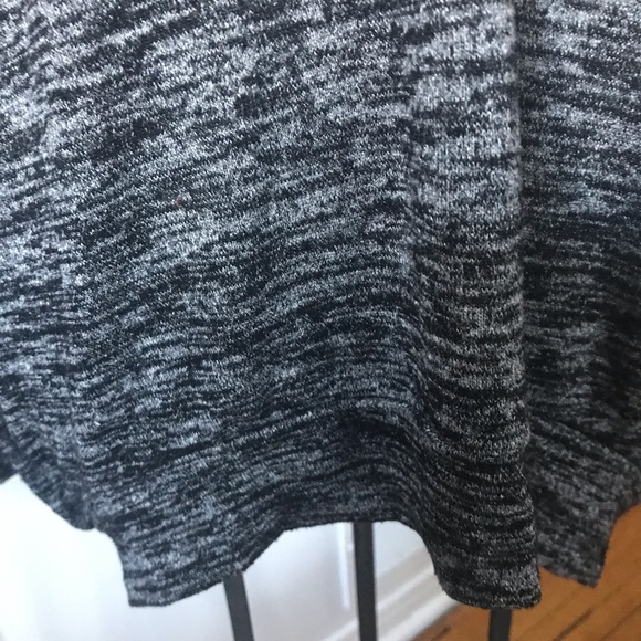 Wilfred Free Slouchy Deep V Top - Size Large - Picture 3 of 5
